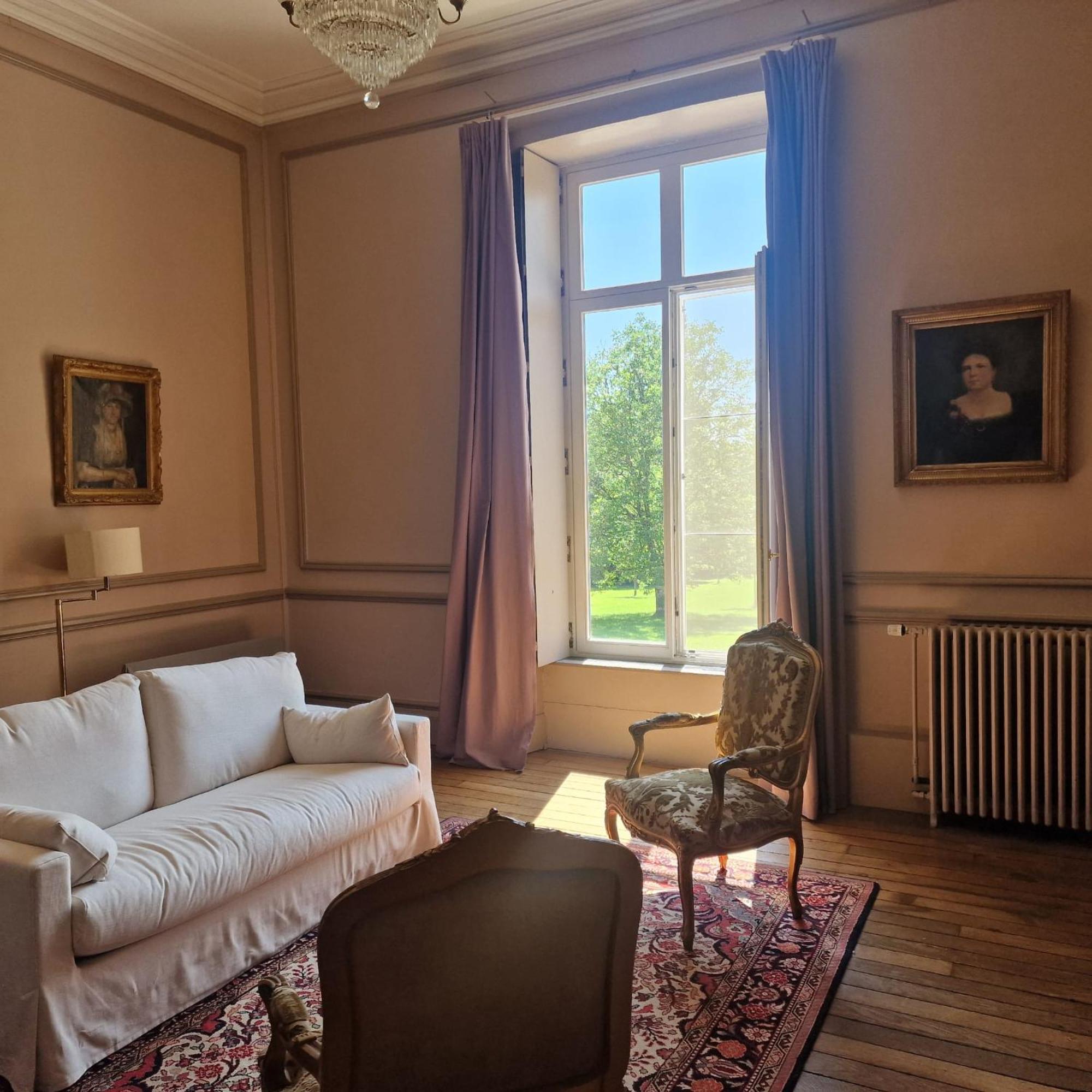 Chateau De Laclaireau Virton Esterno foto